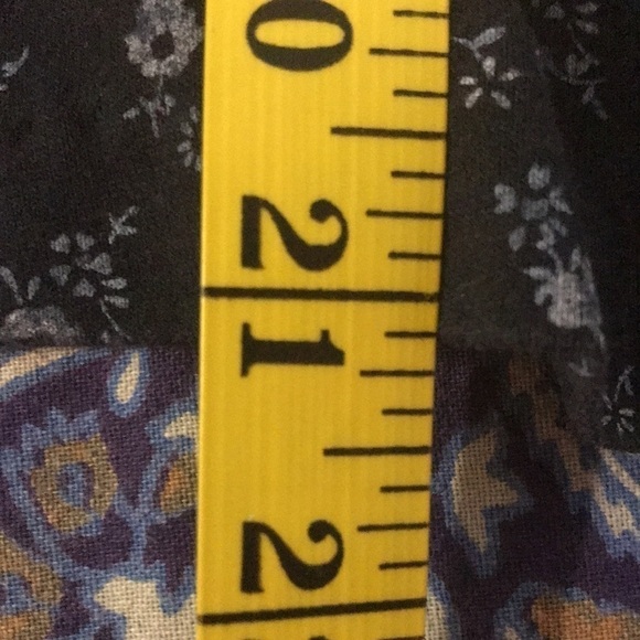 MIZ California Vintage Women’s Top Mixed Black White Prints Size L Funky Hippie - Picture 10 of 11